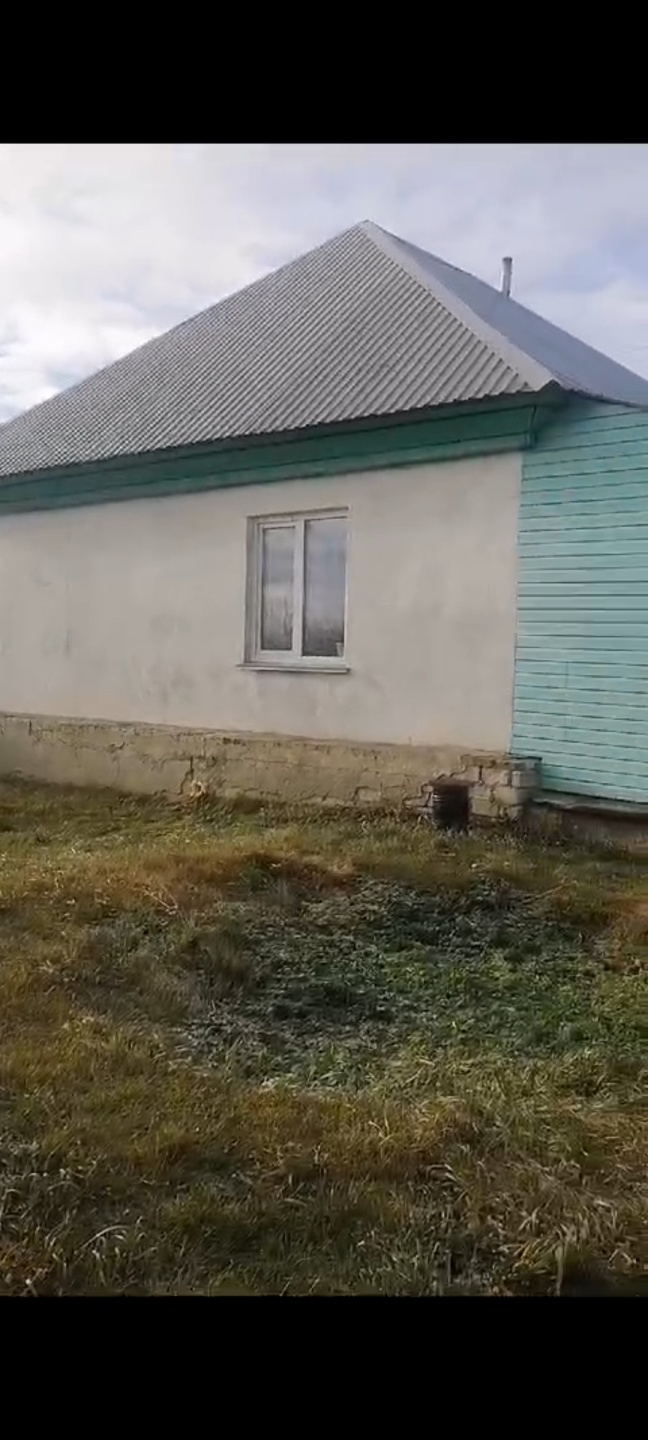 Срочно, в связи с переездом!!! Продается готовый бизнес в живописном месте с.АкутихаДанный объект идеально для бизнесменов, которые занимаются сельскохозяйственной деятельностью , так как на территории расположены две сушилки ( обшиты нержавеющей сталью с крышками, с новыми топливными котлами) с мет