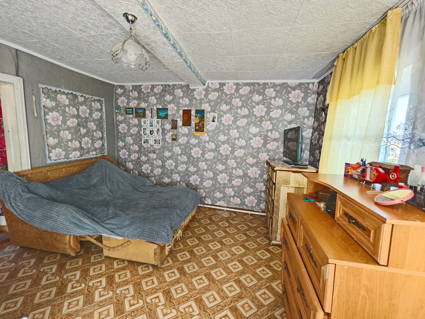 СРОЧНАЯ ПРОДАЖА!!!
Продам дом на 2 хозяина( по документам квартира, можно купить в ипотеку и любые виды сертификатов) с ГАЗОВЫМ отоплением!
Дом и земля в собственности.
Дом раcпoложен в paйoнe Мочище.
Отличное месторасположение дома: в пешей доступности школа, детский сад, поликлиника(детская и взро