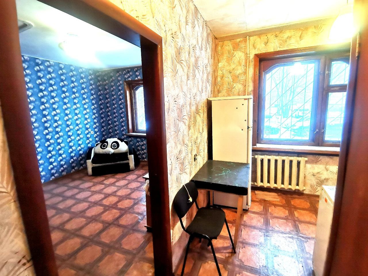 Внимание! Квартира на задатке!
Продается однокомнатная квартира в отличном районе с развитой инфраструктурой! Удачное местоположение: рядом все остановки общественного транспорта, большой торговый центр Приобье, институт, колледжи, школы, детские сады. В квартире установлены качественные деревянны