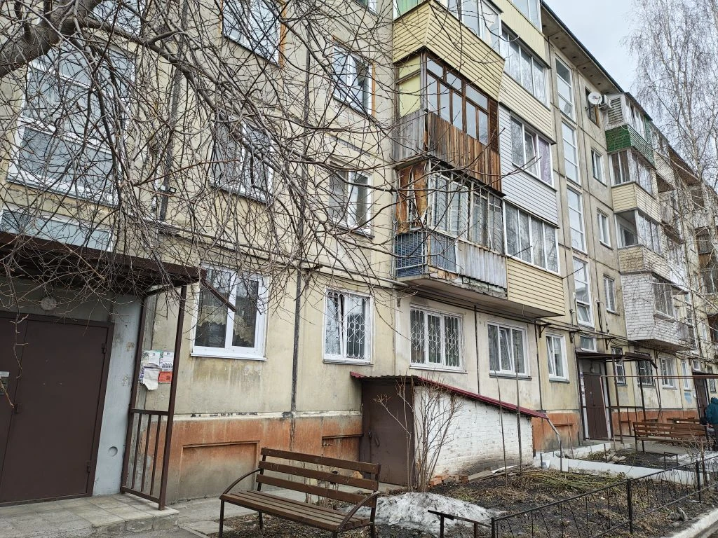 КВАРТИРА ПОД РЕМОНТ !!!
СРОЧНАЯ ПРОДАЖА !!!
Отличная планировка . Квартира не угловая .
Соседи порядочные , двор ухоженный ( цена до конца МАЯ пока не продали интересующий объект )!!!
Рассмотрим любой вид расчета ( Маткап , Ипотека , Сертификаты любой сложности .....................)!!!